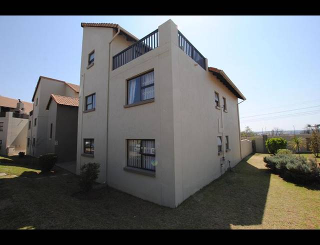 1 BEDROOM APARTMENT FOR SALE IN PAULSHOF